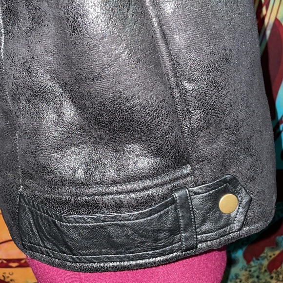 ***SOLD***🌟🌟HOST PICK🌟🌟 Jealous Tomato Jacket - Picture 10 of 16